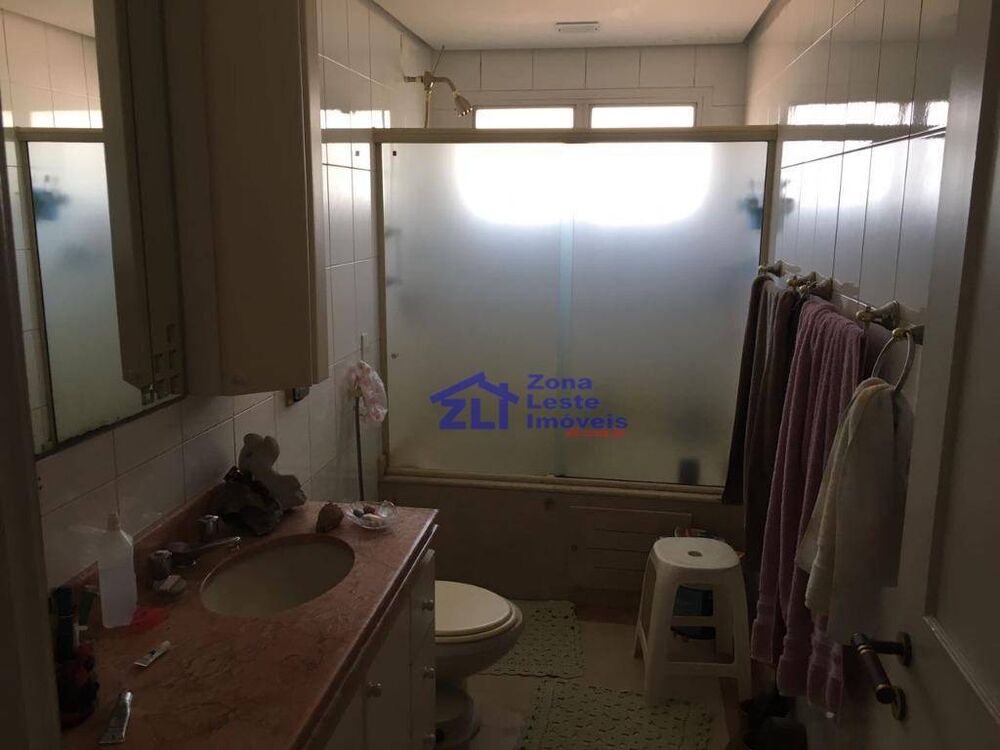 Apartamento à venda com 4 quartos, 236m² - Foto 3