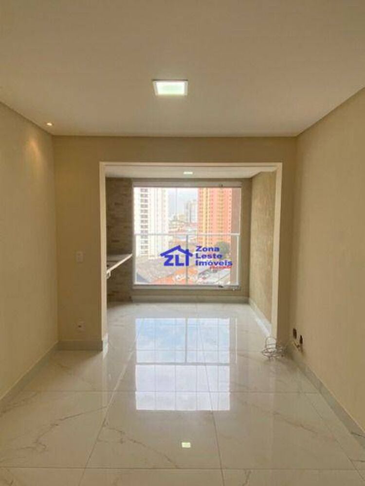 Apartamento à venda com 3 quartos, 77m² - Foto 1