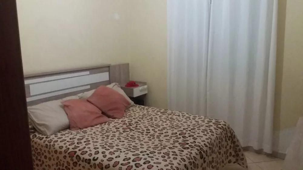 Casa, 2 quartos, 244 m² - Foto 2