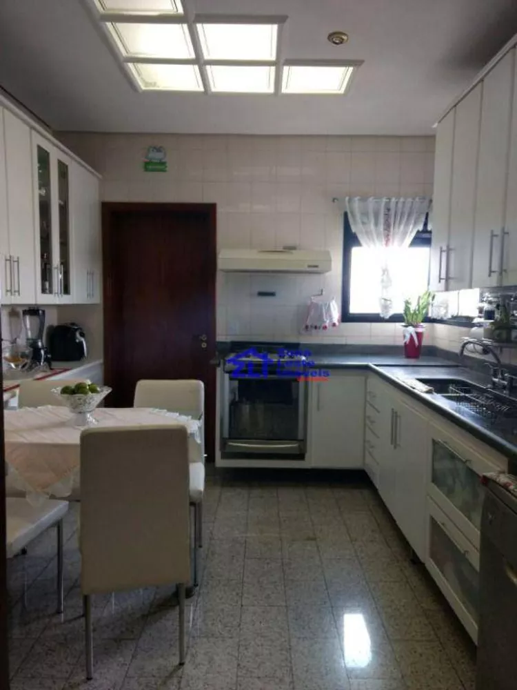 Cobertura, 3 quartos, 223 m² - Foto 6
