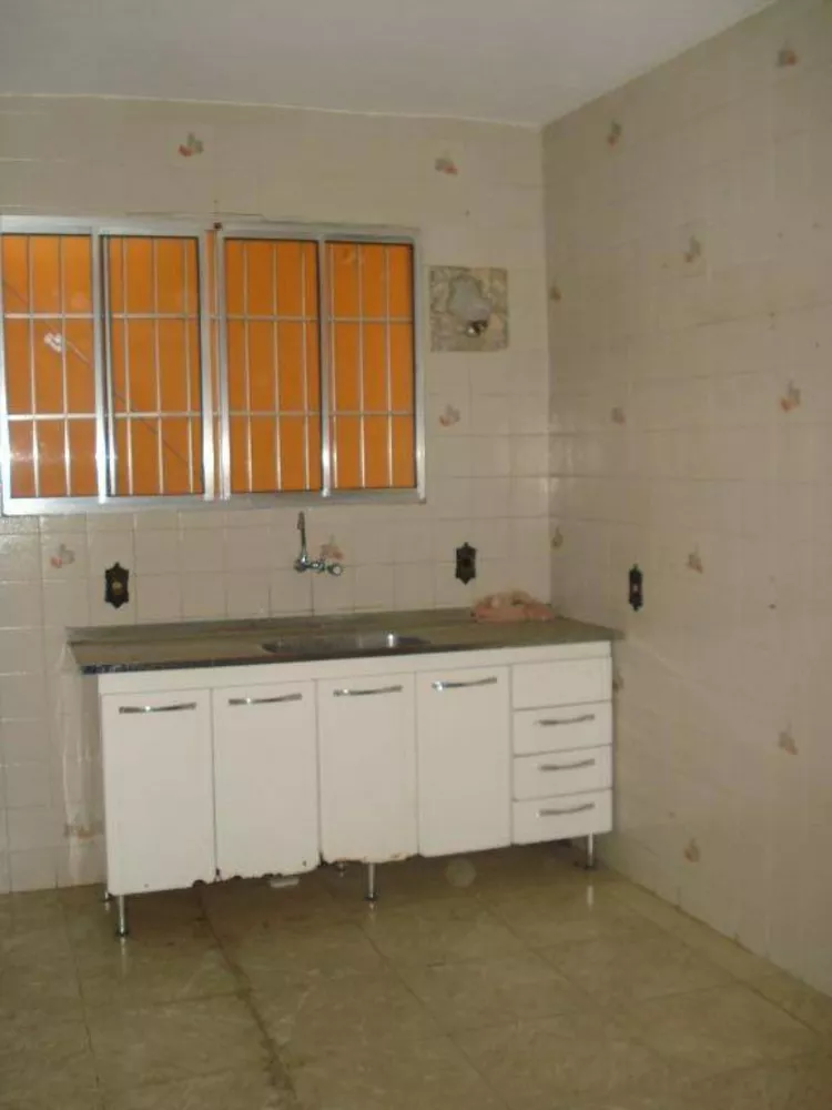 Sobrado, 3 quartos, 242 m² - Foto 4