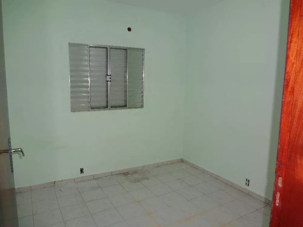 Sobrado, 3 quartos, 242 m² - Foto 1