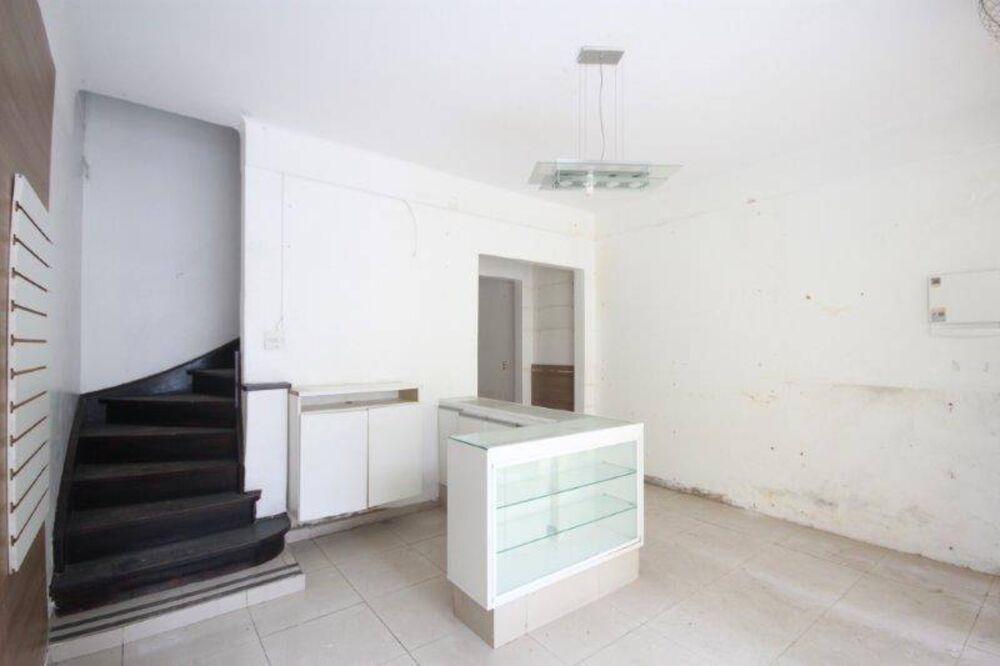 Sobrado, 10 quartos, 137 m² - Foto 6