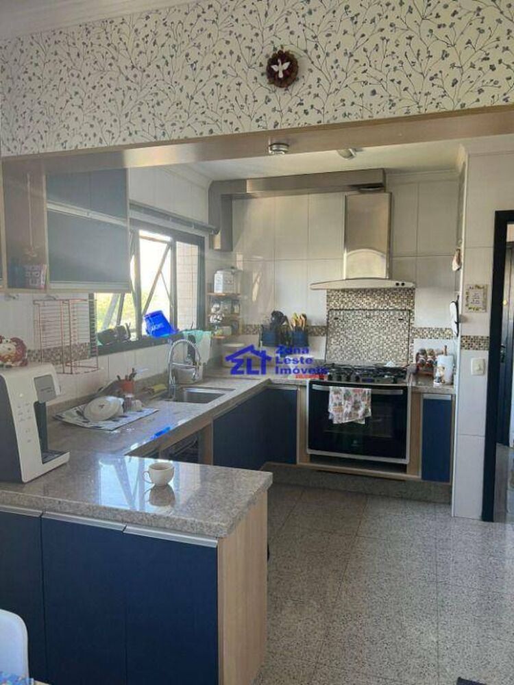 Apartamento, 3 quartos, 182 m² - Foto 2