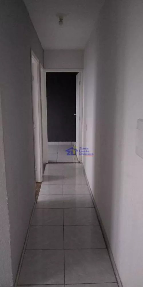 Apartamento à venda com 2 quartos, 42m² - Foto 3