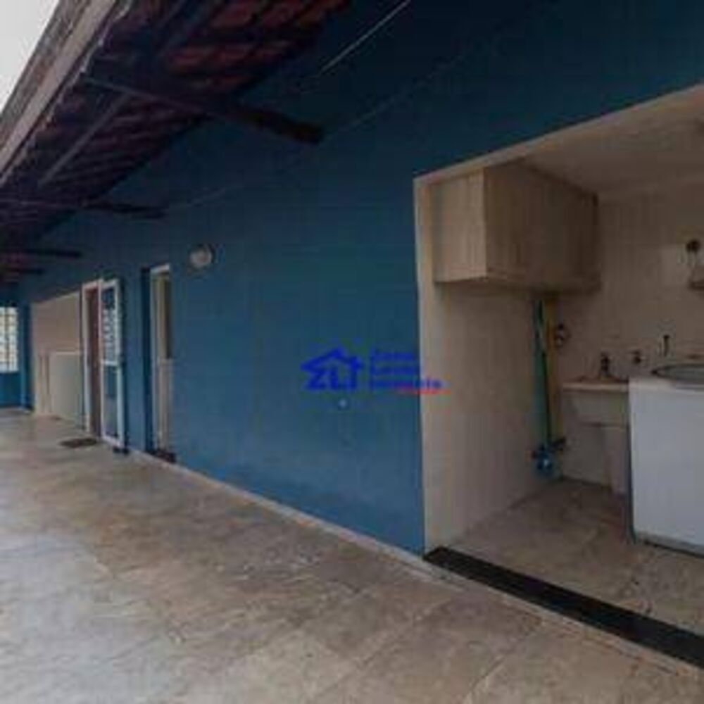 Sobrado, 6 quartos, 242 m² - Foto 5