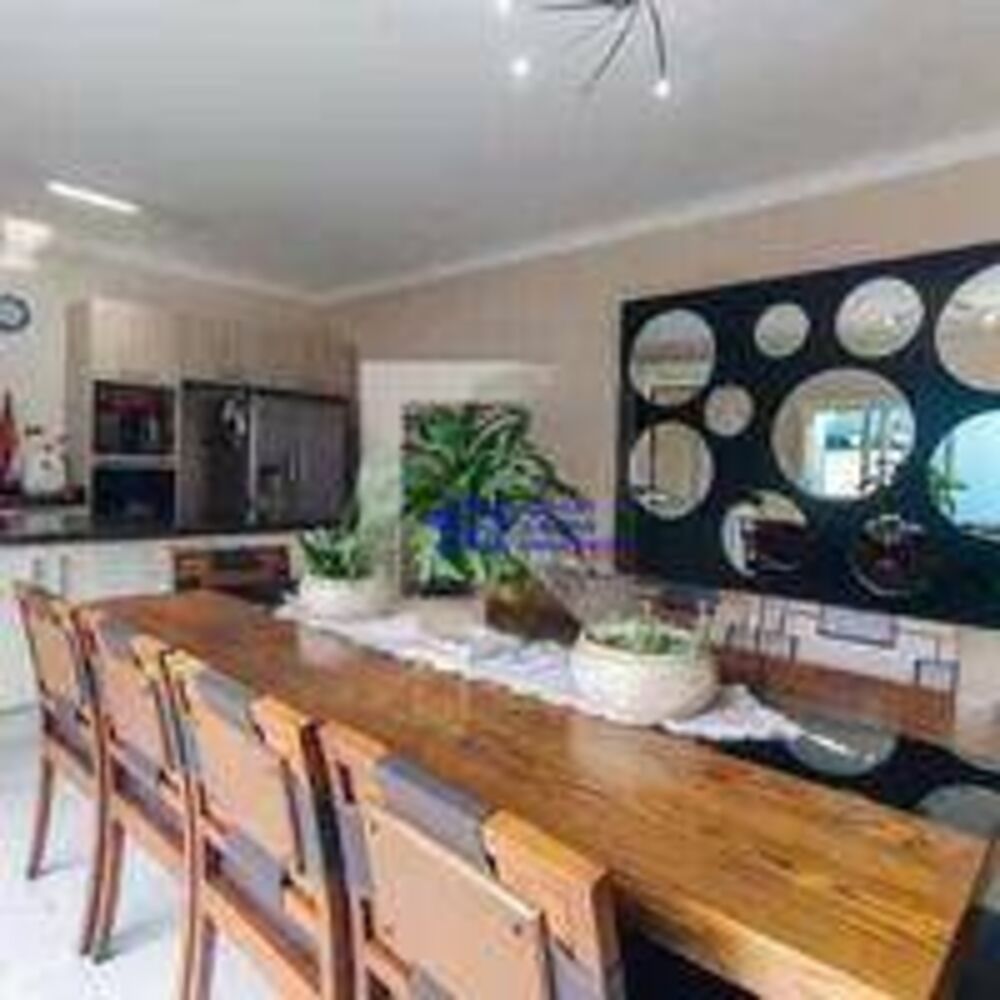 Sobrado, 6 quartos, 242 m² - Foto 7