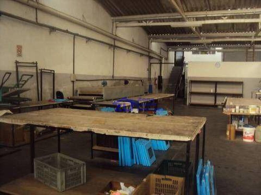 Depósito-Galpão-Armazém à venda, 560m² - Foto 1