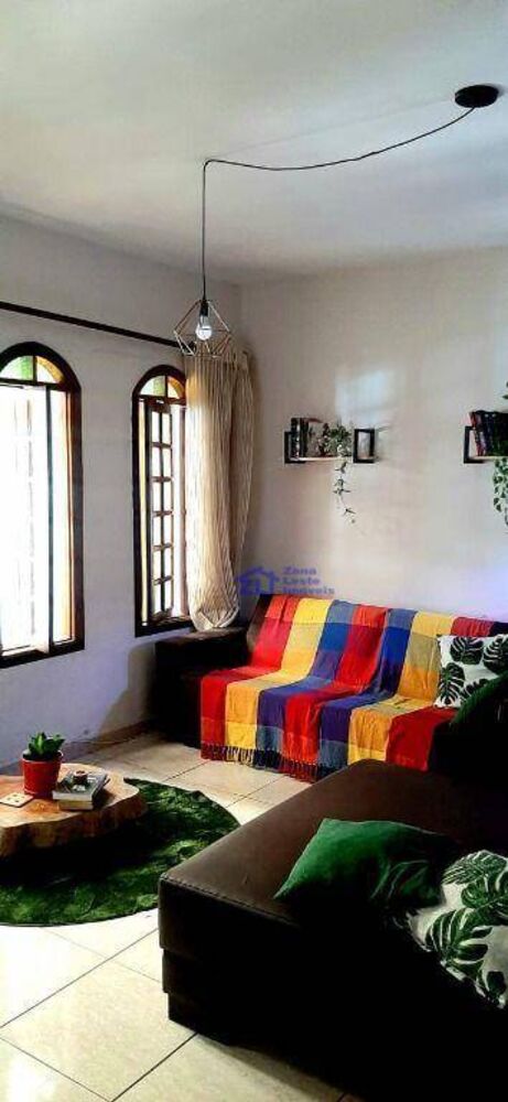 Casa, 3 quartos, 133 m² - Foto 2