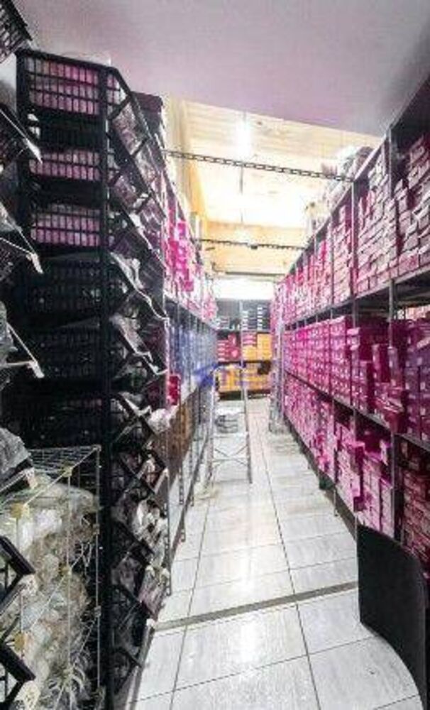 Depósito-Galpão-Armazém para alugar, 300m² - Foto 1