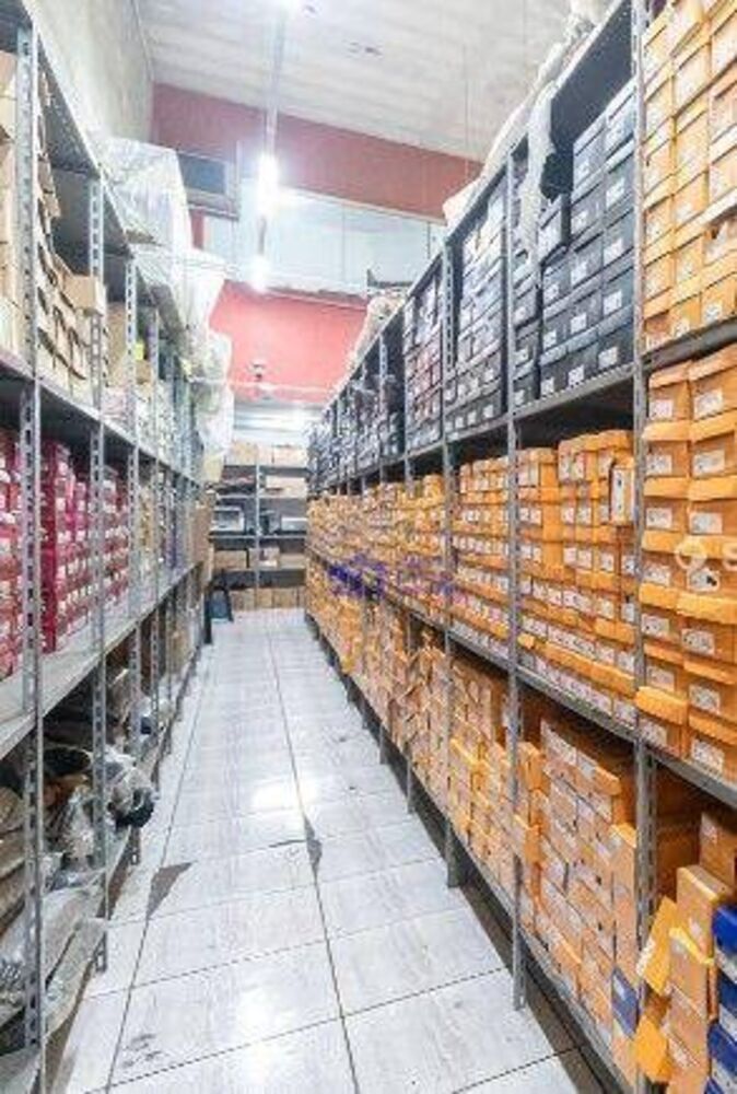 Depósito-Galpão-Armazém para alugar, 300m² - Foto 2