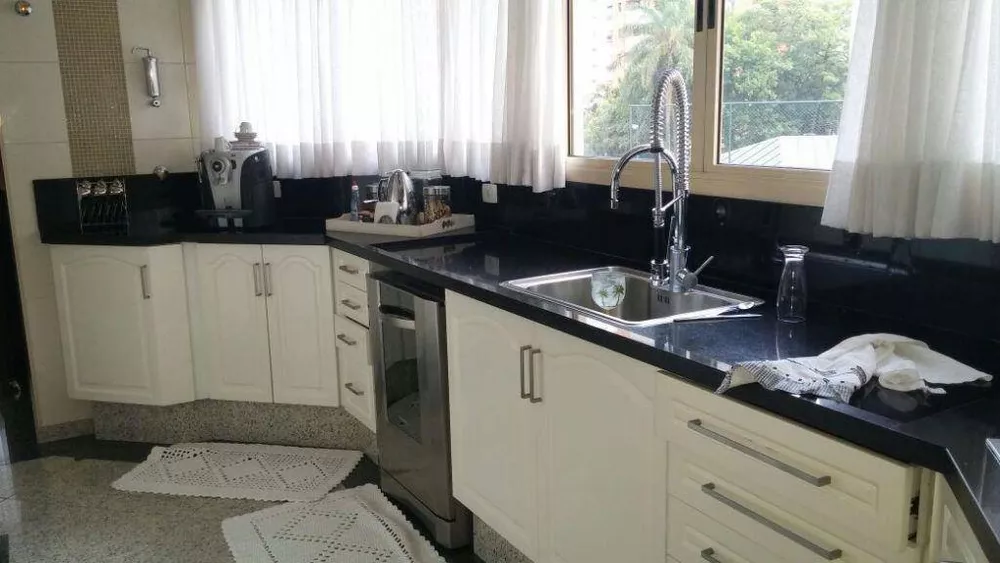 Apartamento, 4 quartos, 342 m² - Foto 1