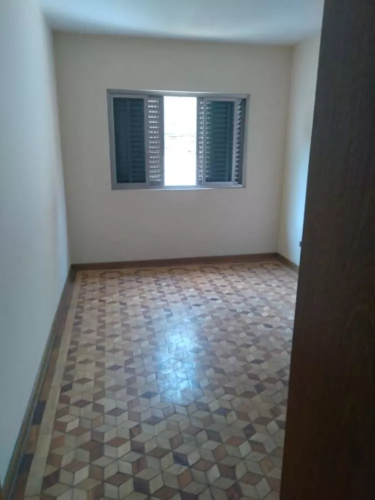 Sobrado, 3 quartos, 200 m² - Foto 2