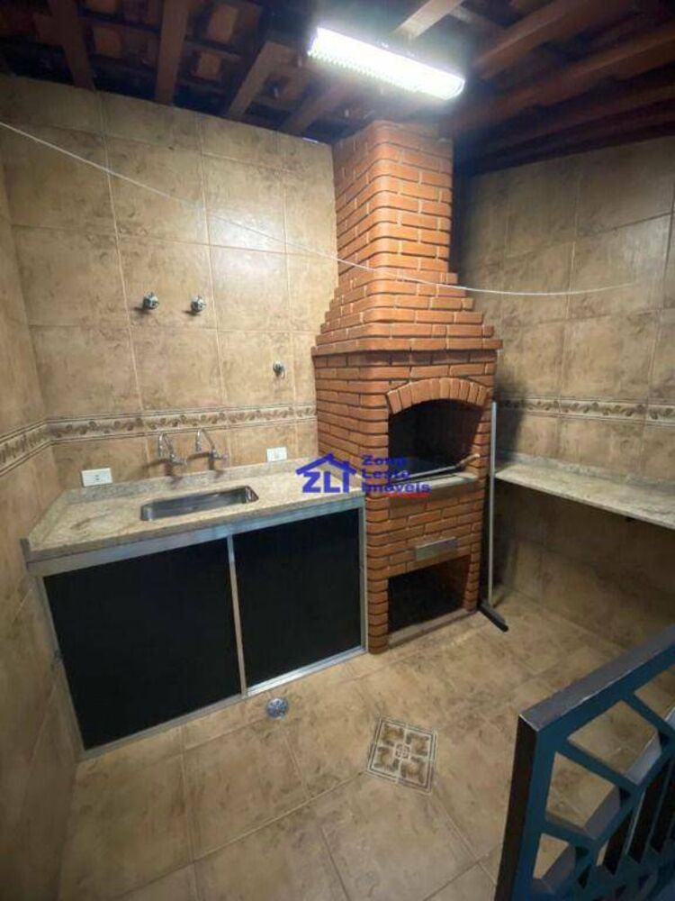 Sobrado, 3 quartos, 180 m² - Foto 1