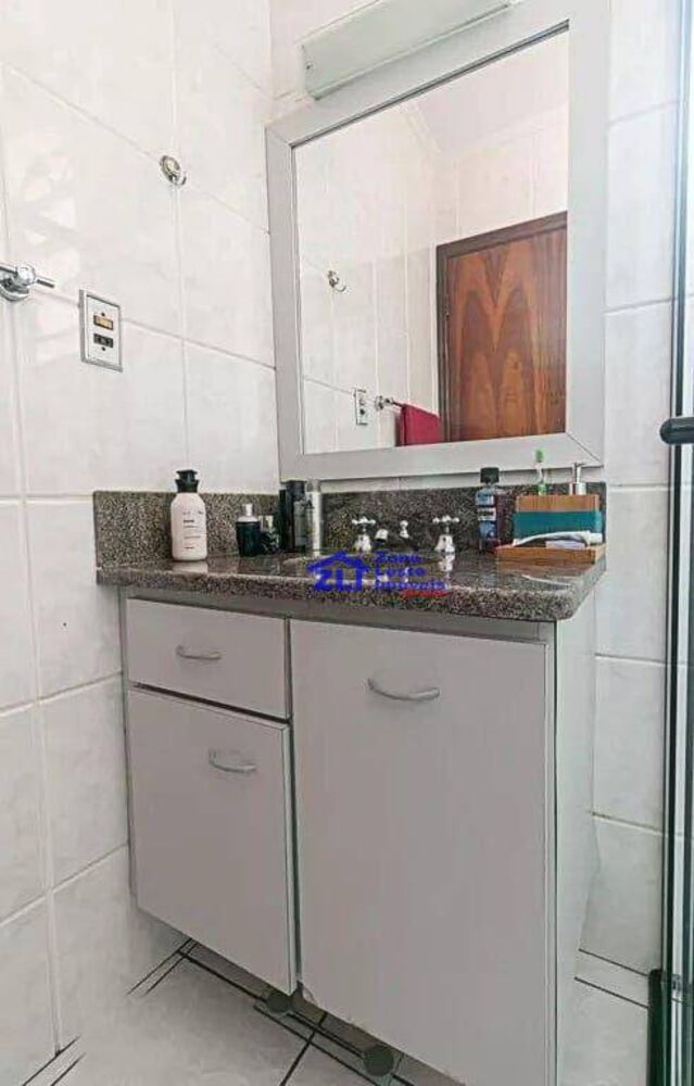 Sobrado, 4 quartos, 198 m² - Foto 1