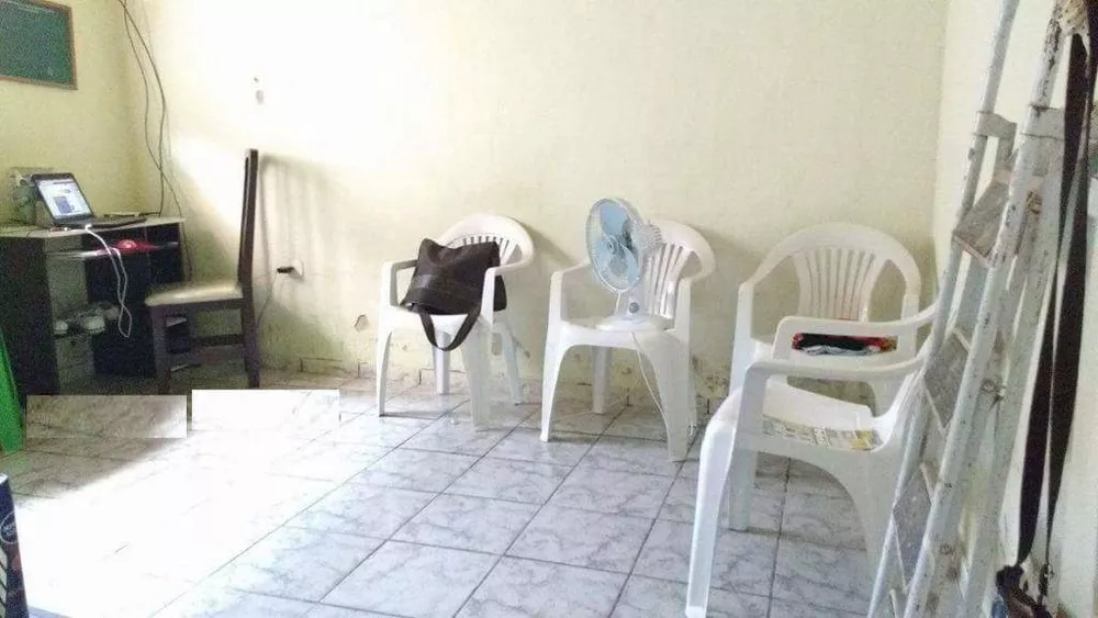 Casa, 1 quarto, 228 m² - Foto 4