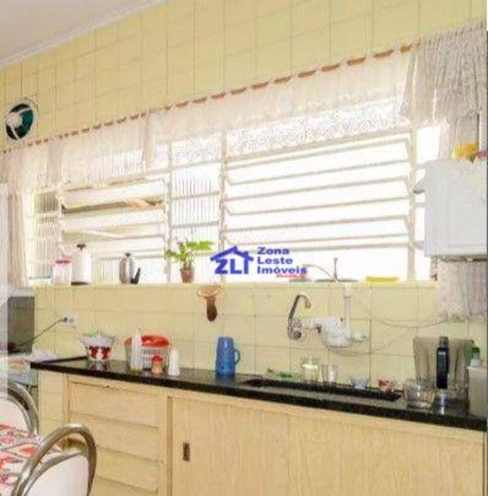 Casa, 4 quartos, 305 m² - Foto 1