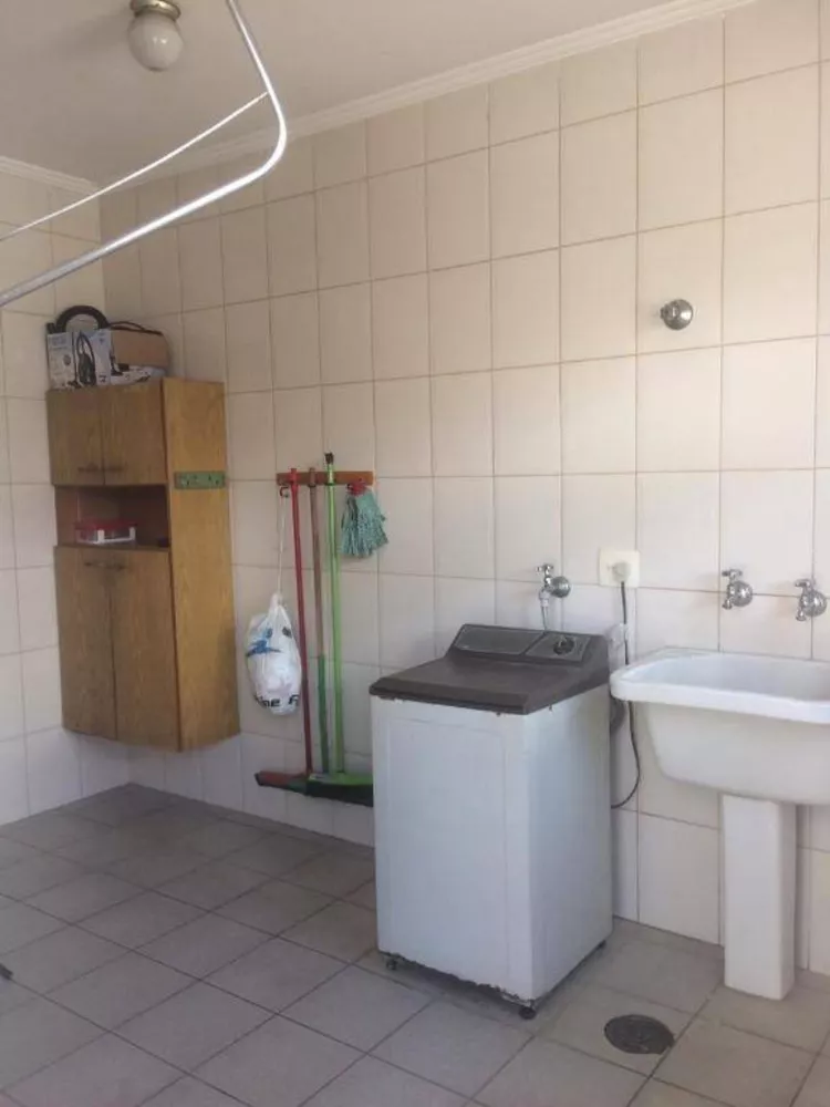 Sobrado, 3 quartos, 258 m² - Foto 3