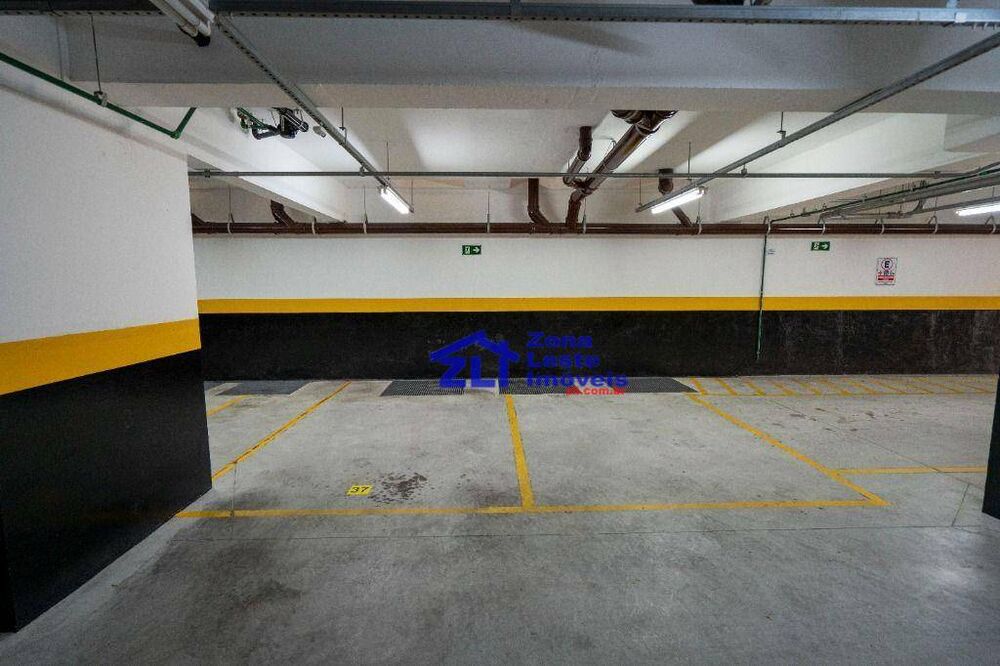 Apartamento à venda com 2 quartos, 70m² - Foto 2