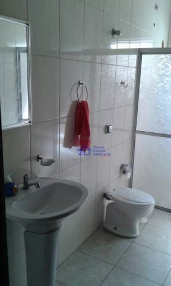 Sobrado, 3 quartos, 180 m² - Foto 1