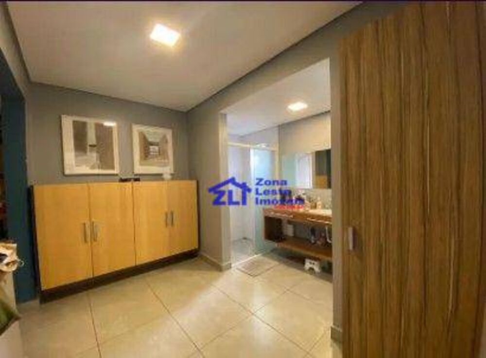 Casa, 3 quartos, 250 m² - Foto 2