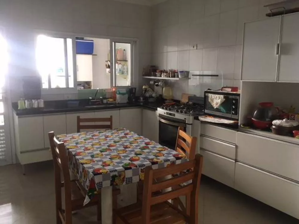 Sobrado, 3 quartos, 148 m² - Foto 2