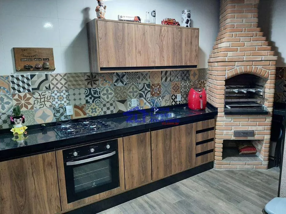 Sobrado, 4 quartos, 136 m² - Foto 2