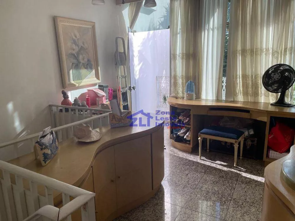 Sobrado, 3 quartos, 323 m² - Foto 3