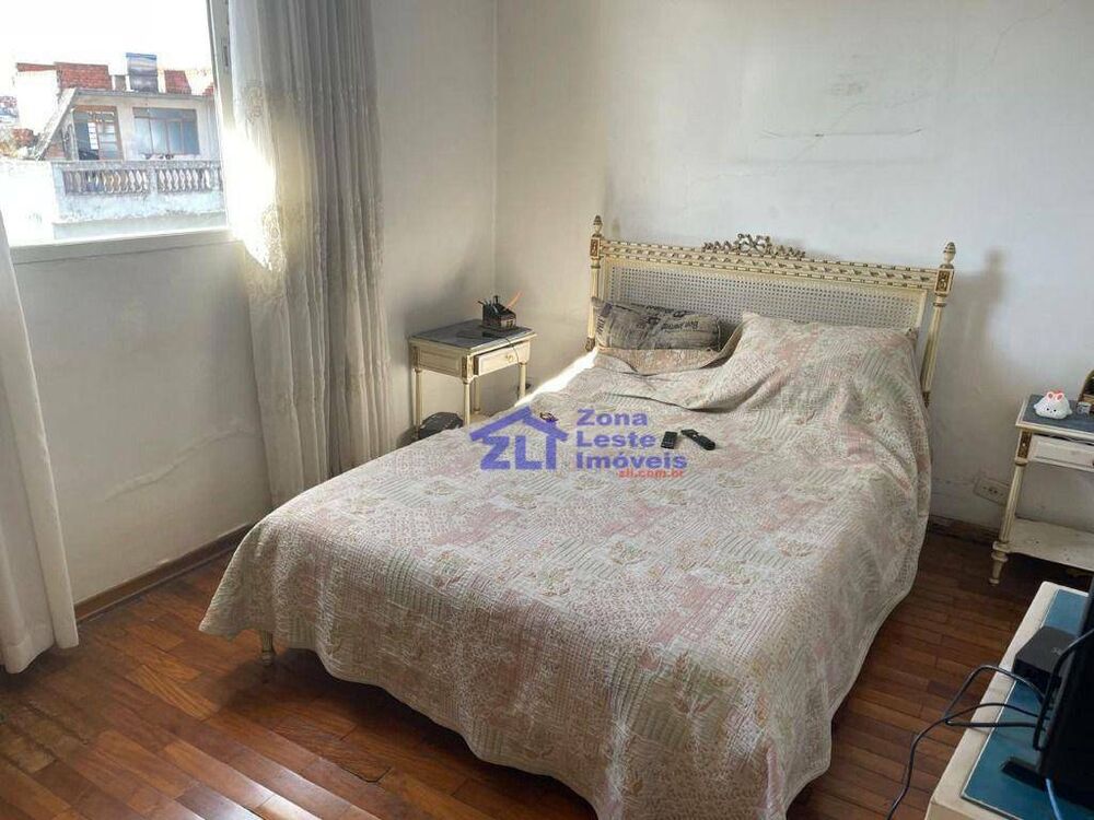 Sobrado à venda com 3 quartos, 323m² - Foto 3