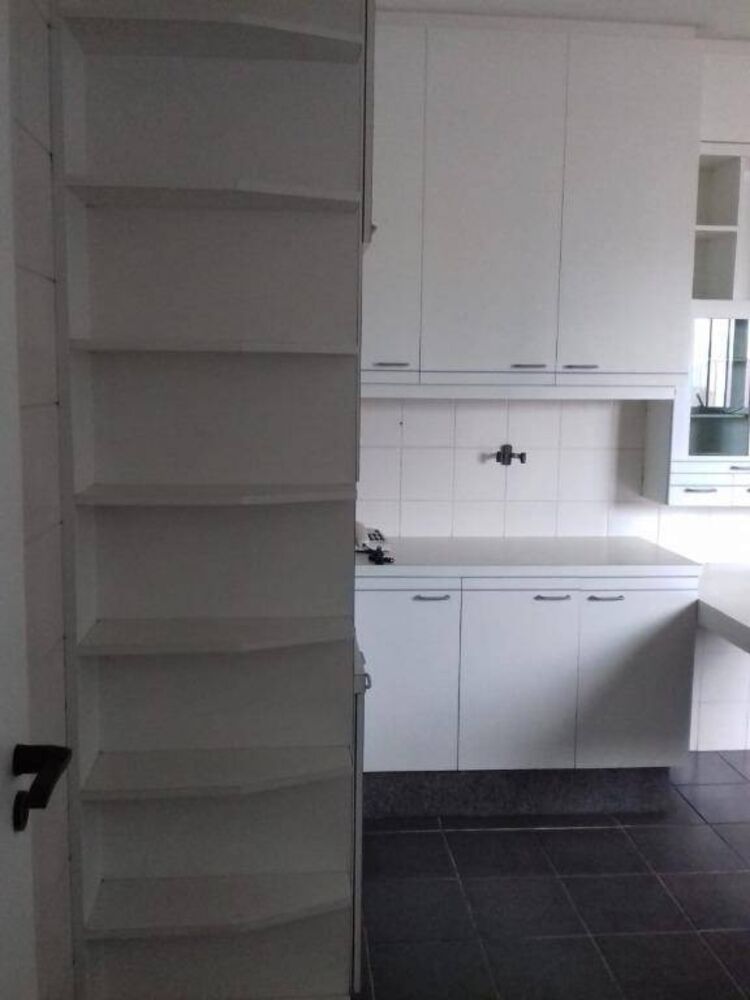 Apartamento à venda com 3 quartos, 147m² - Foto 6