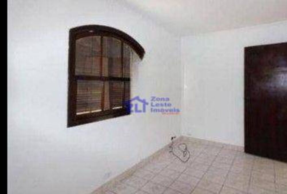 Sobrado à venda com 3 quartos, 300m² - Foto 4