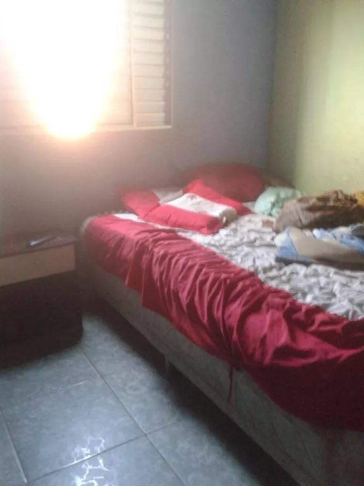 Sobrado, 6 quartos, 210 m² - Foto 2