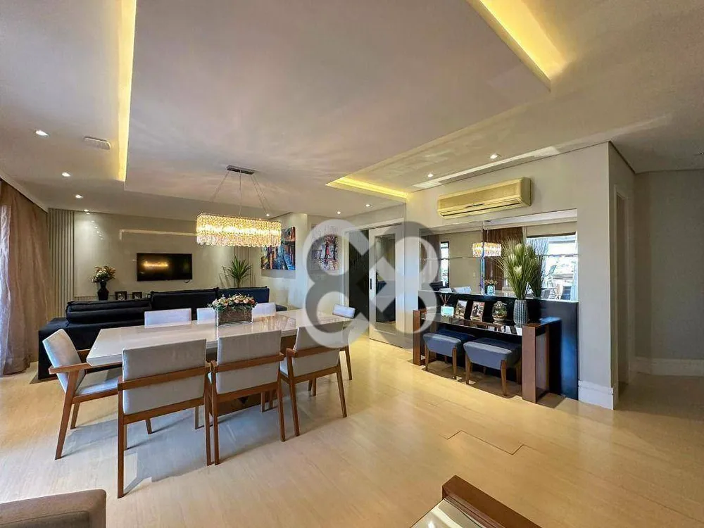 Apartamento, 4 quartos, 217 m² - Foto 2