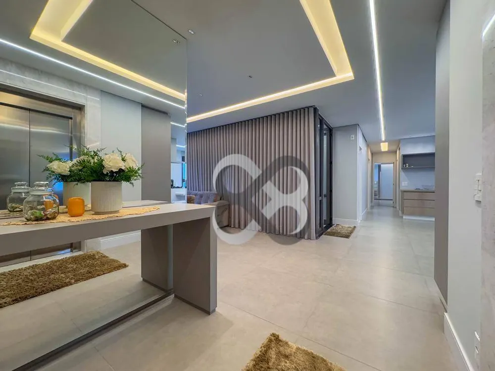 Apartamento, 3 quartos, 207 m² - Foto 1
