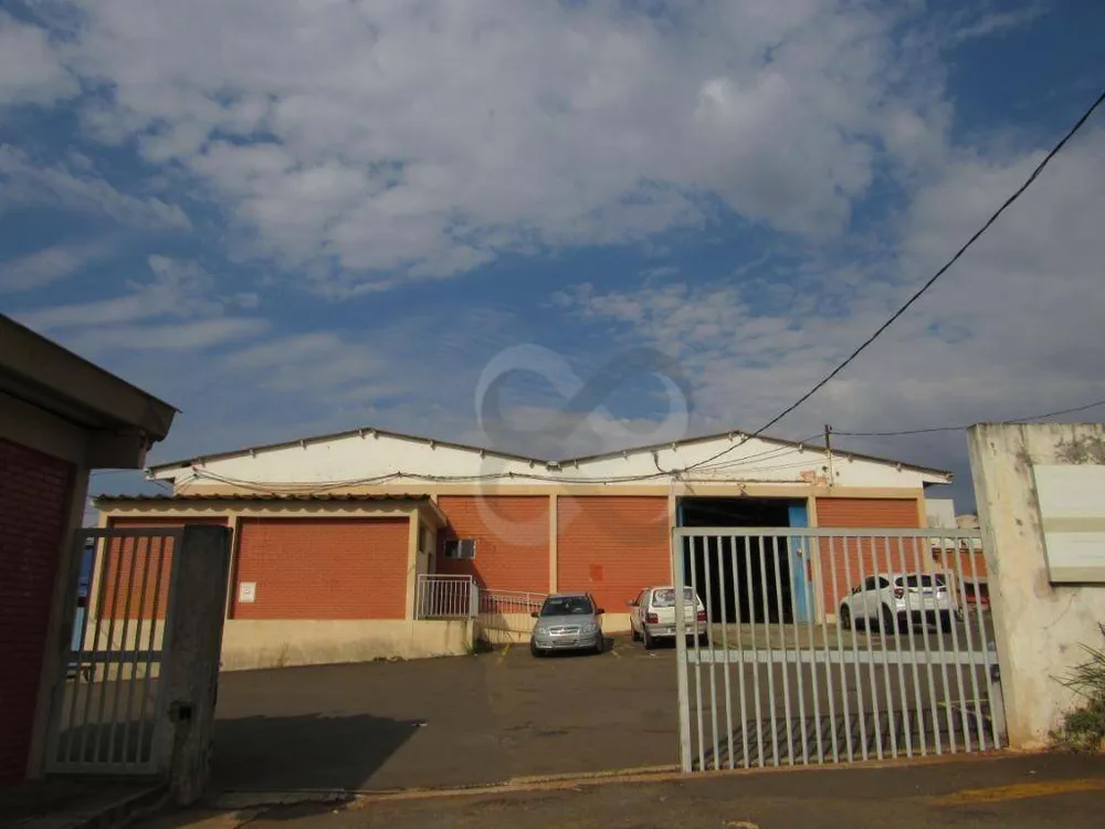 Depósito-Galpão, 1500 m² - Foto 1