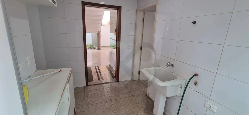 Sobrado, 3 quartos, 240 m² - Foto 3