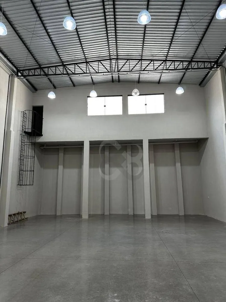 Depósito-Galpão, 420 m² - Foto 1