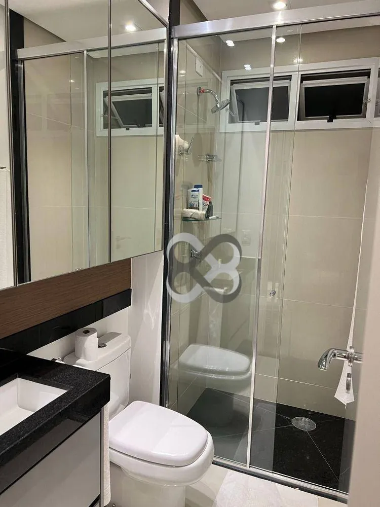 Apartamento, 3 quartos, 245 m² - Foto 2