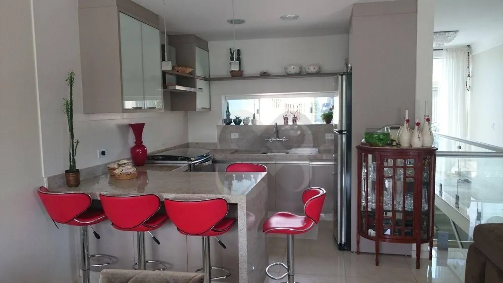 Sobrado, 4 quartos, 240 m² - Foto 3
