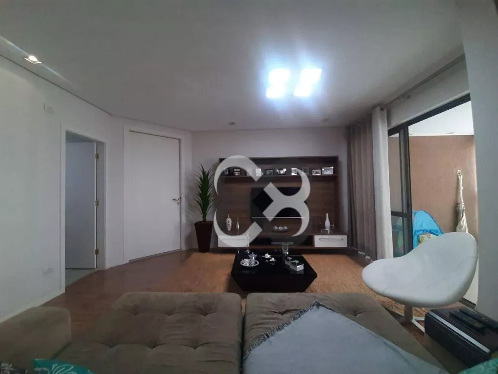 Apartamento à venda com 3 quartos, 165m² - Foto 2