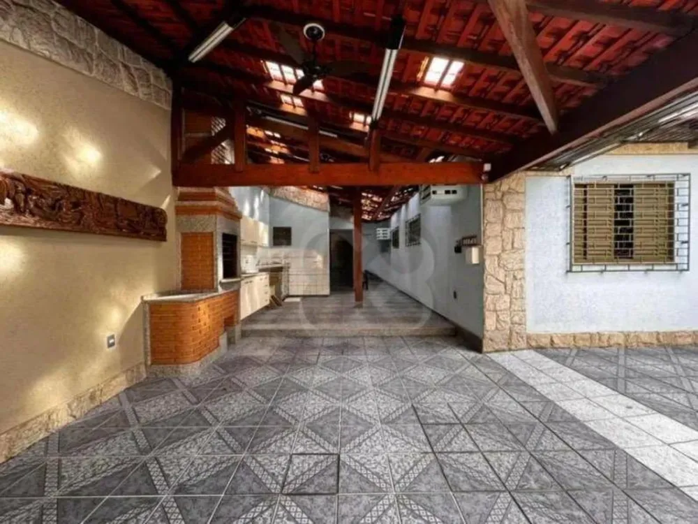 Casa, 4 quartos, 250 m² - Foto 4