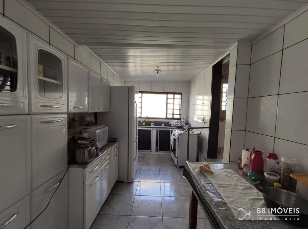 Casa, 3 quartos, 647 m² - Foto 1