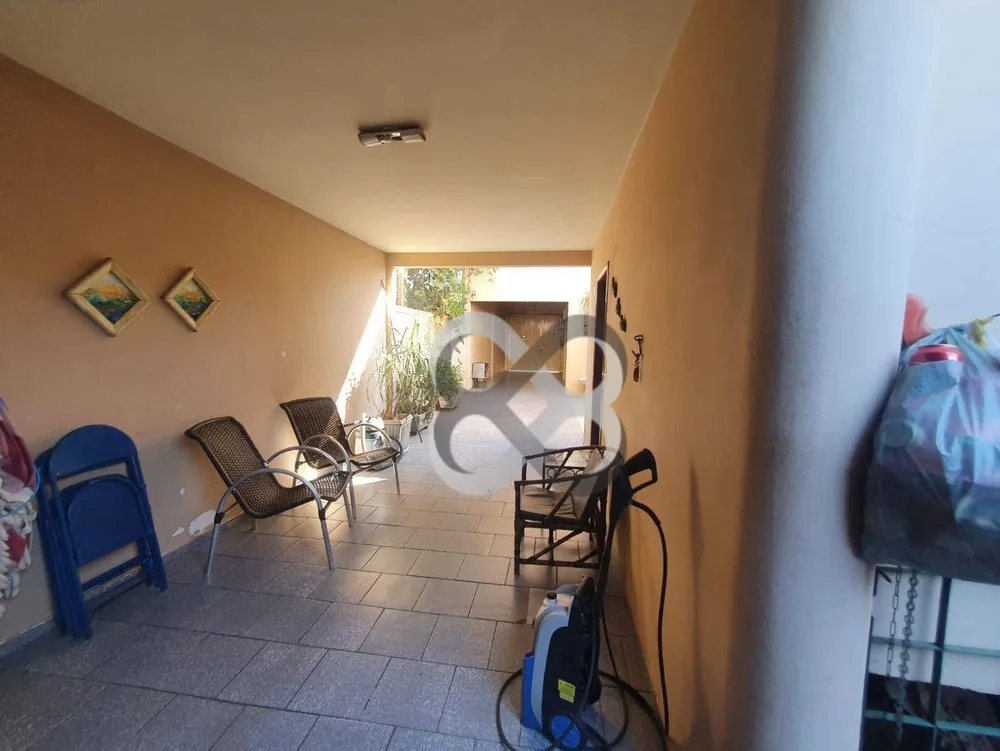 Casa, 3 quartos, 286 m² - Foto 2