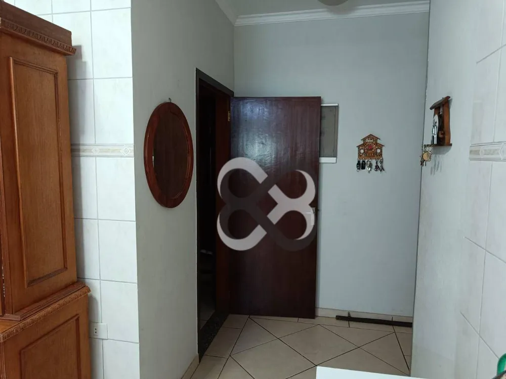 Casa, 4 quartos, 217 m² - Foto 2