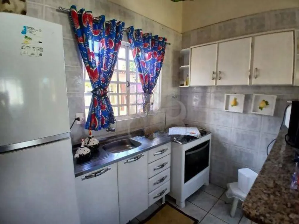 Chácara, 3 quartos, 2189 m² - Foto 1