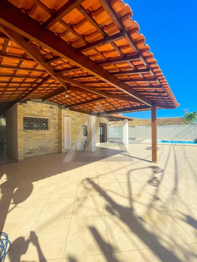 Casa, 4 quartos, 182 m² - Foto 2