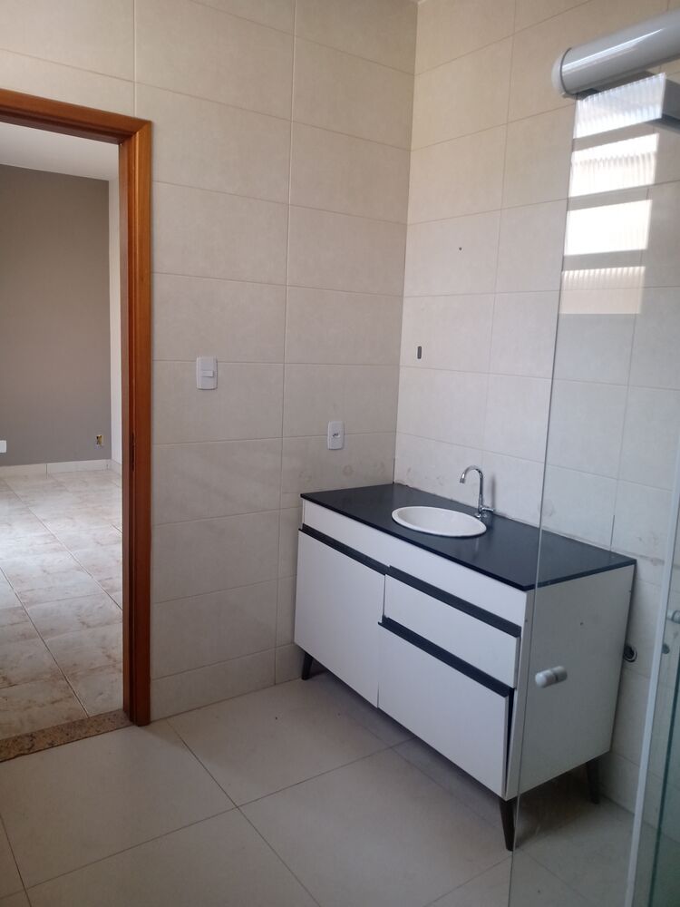 Casa à venda com 2 quartos, 110m² - Foto 10