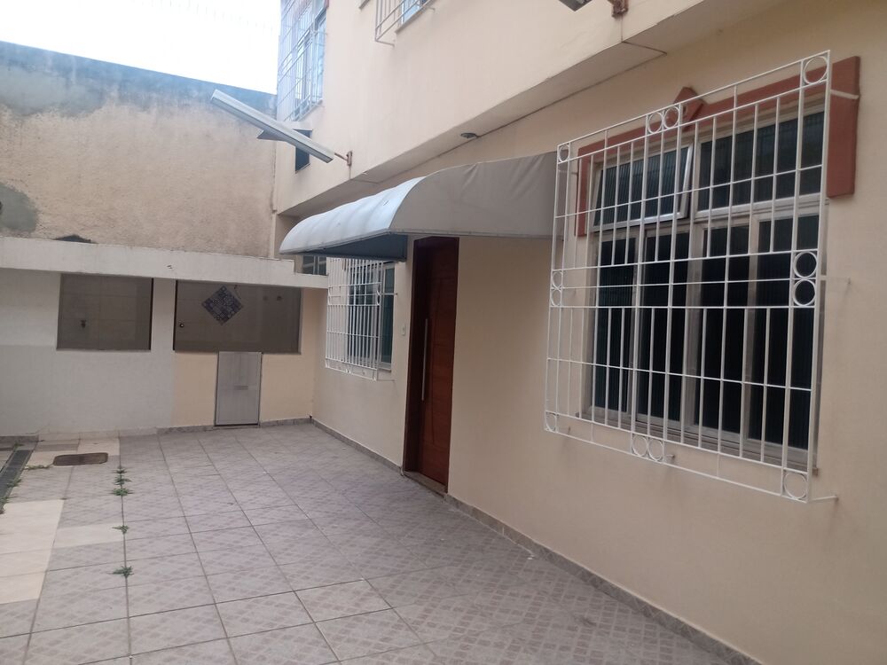 Casa à venda com 2 quartos, 110m² - Foto 6