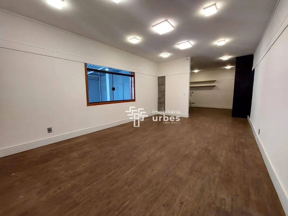 Casa, 3 quartos, 270 m² - Foto 3