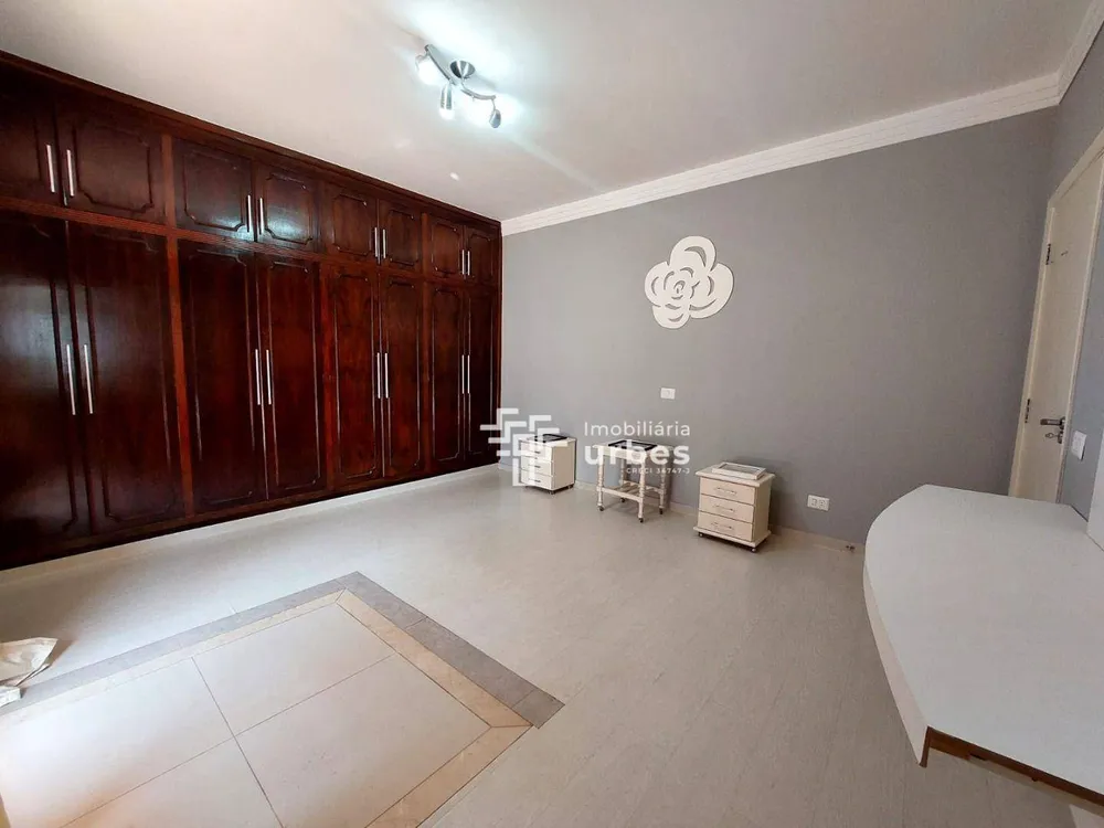 Casa, 3 quartos, 270 m² - Foto 8